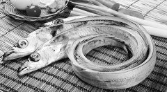 恐怖！甲醛帶魚流入市場，這樣的帶魚不要買！